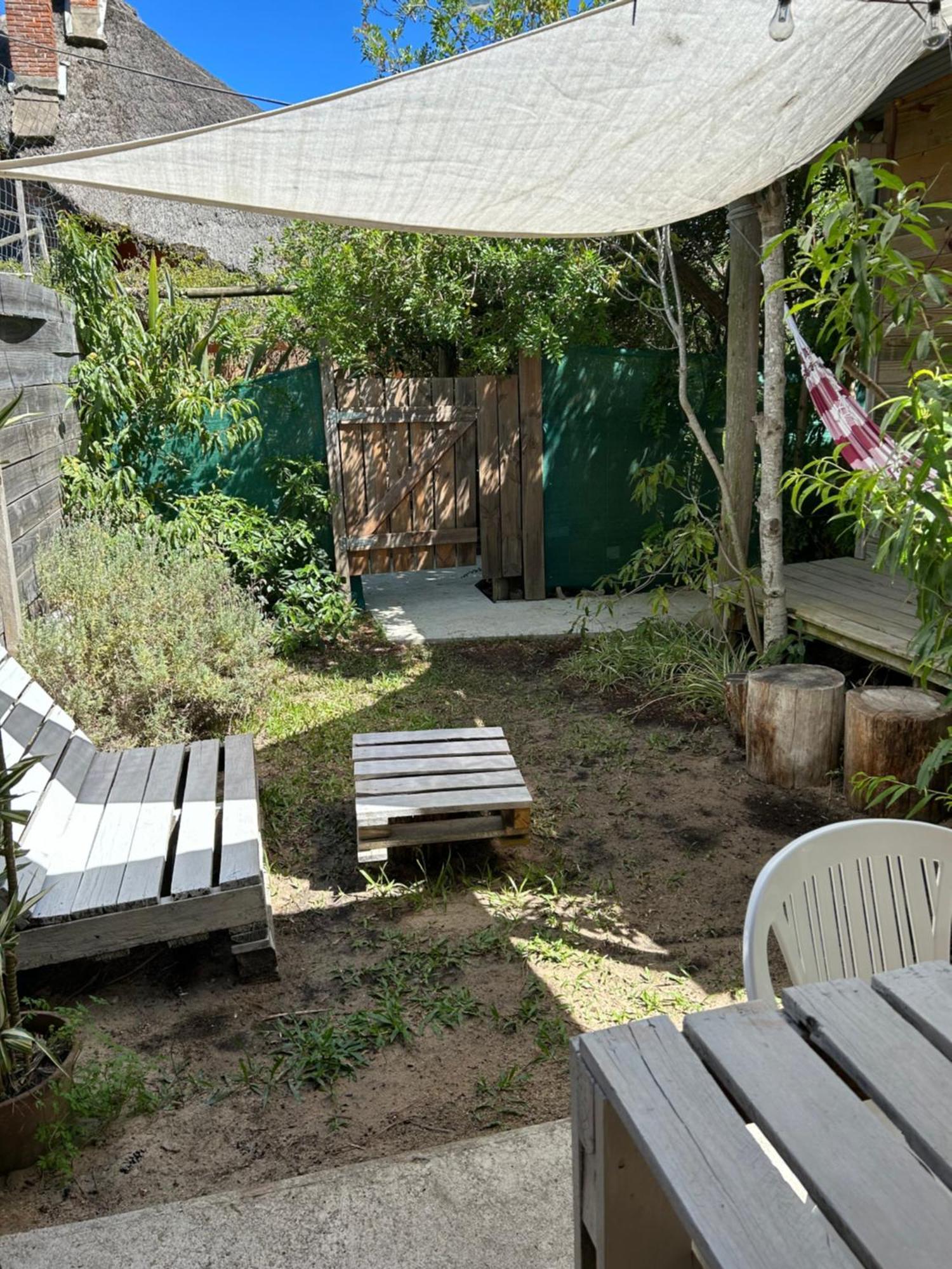 Lunas Del Bosque Cabana Y Apartamento En Suite La Paloma Luaran gambar